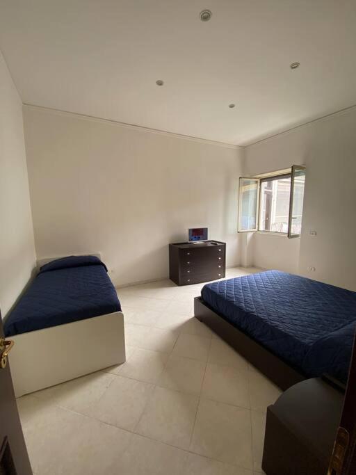 Holiday House Duomo 202 Napoli Ngoại thất bức ảnh
