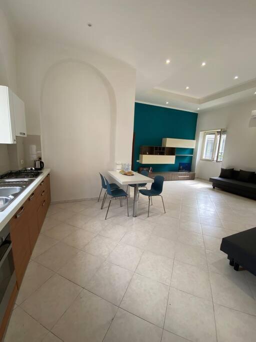 Holiday House Duomo 202 Napoli Ngoại thất bức ảnh