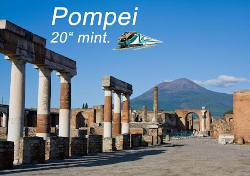 Holiday House Duomo 202 Napoli Ngoại thất bức ảnh